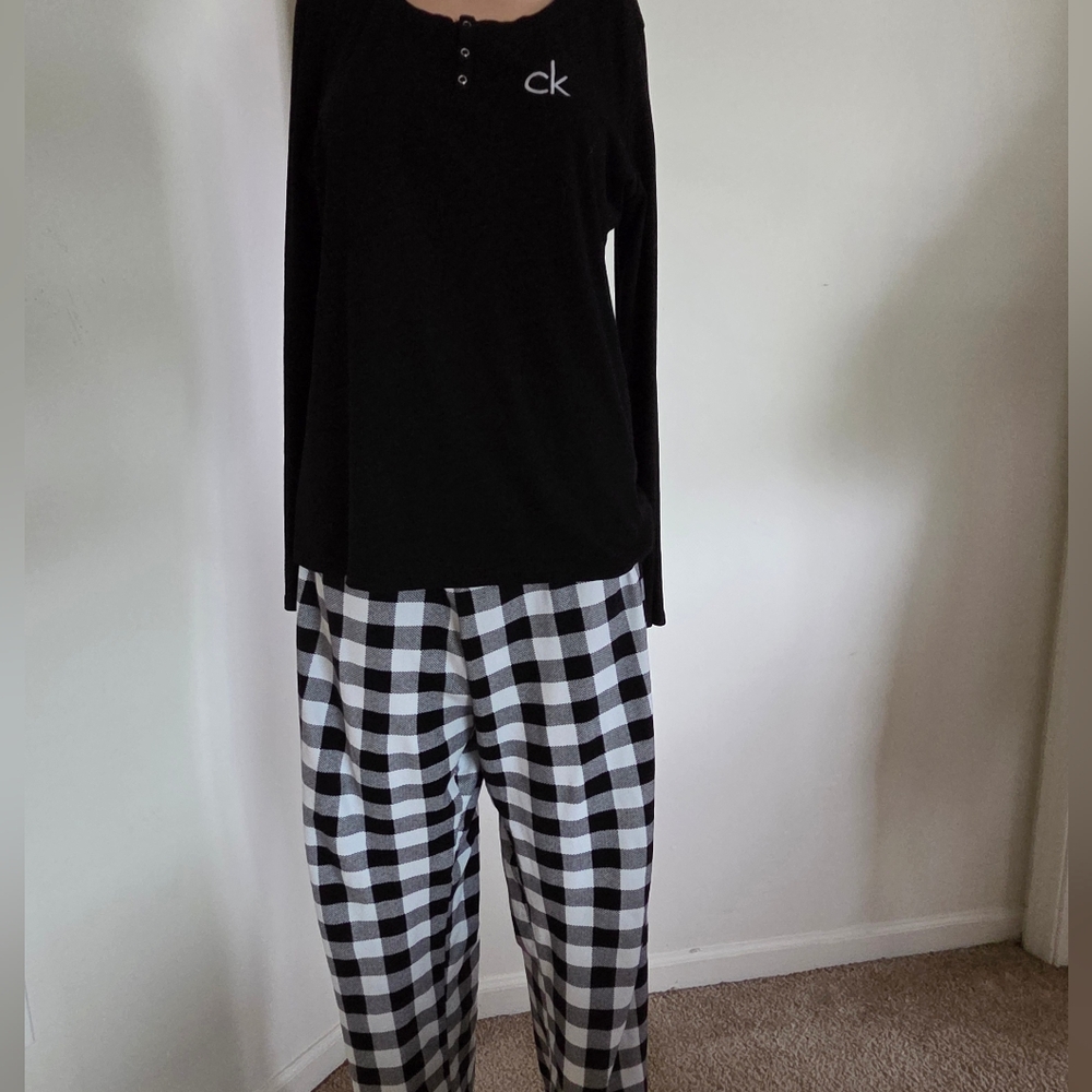 Calvin Klein Pajama Set Top & Drawstring Pants Size X-Large - Picture 2 of 9